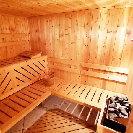 Bellavista-spa Jacuzzi Sauna Pool Air Conditioning *