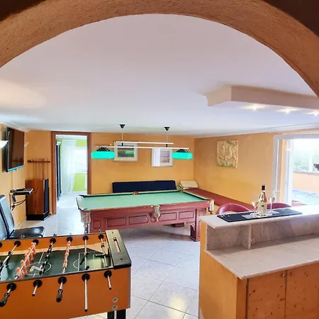 Bellavista-spa Jacuzzi Sauna Pool Air Conditioning Castilenti